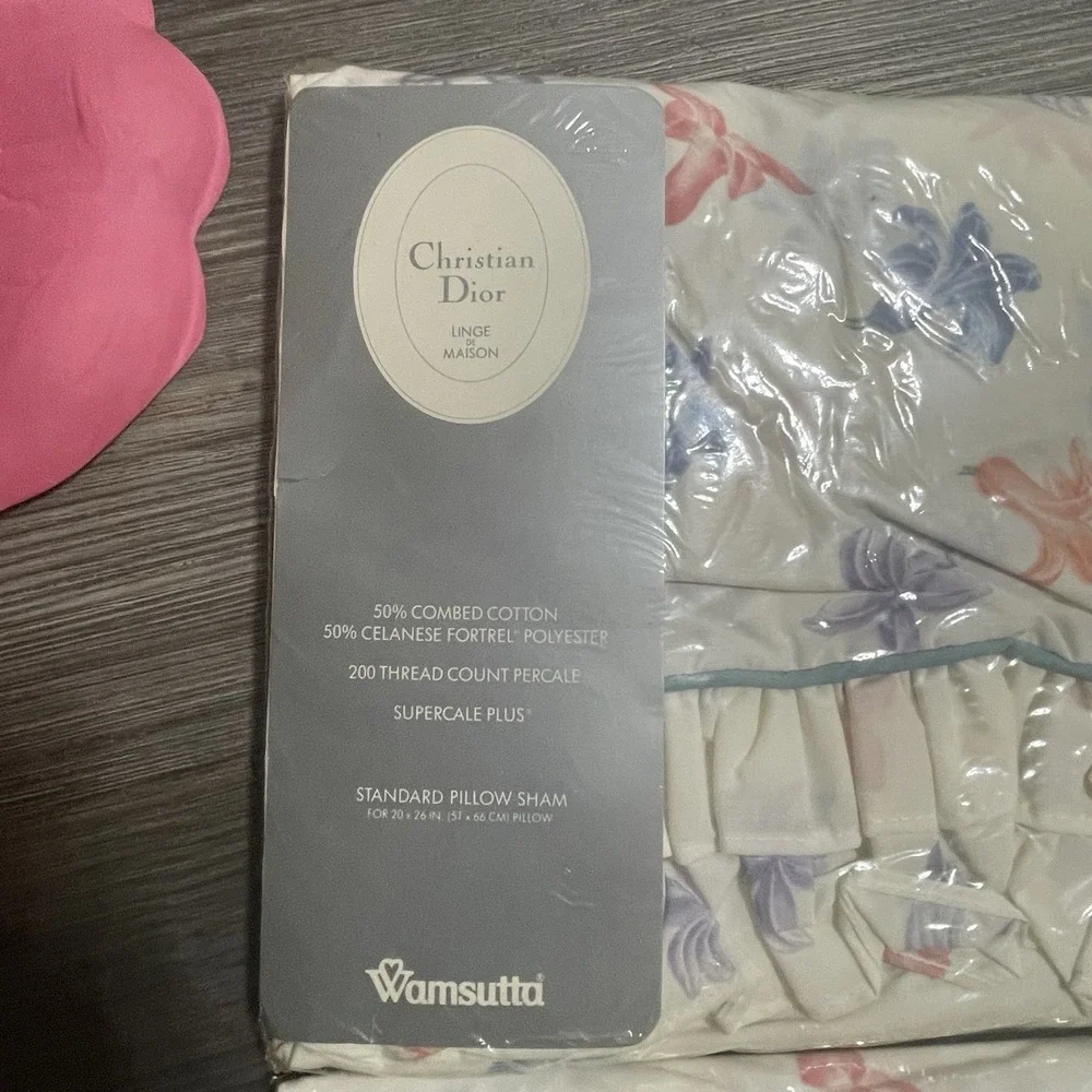 2 VTG CHRISTIAN DIOR Wamsutta Standard 20x26 Pillow Shams Cotton Country Cottage